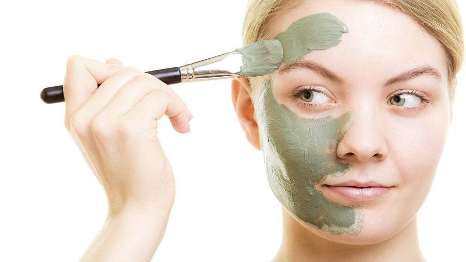 MAG Beauty Gesichtsmasken selber machen: Tolle Rezepte für alle Hauttypen MAG Beauty Gesichtsmasken selber machen: Tolle Rezepte für alle Hauttypen