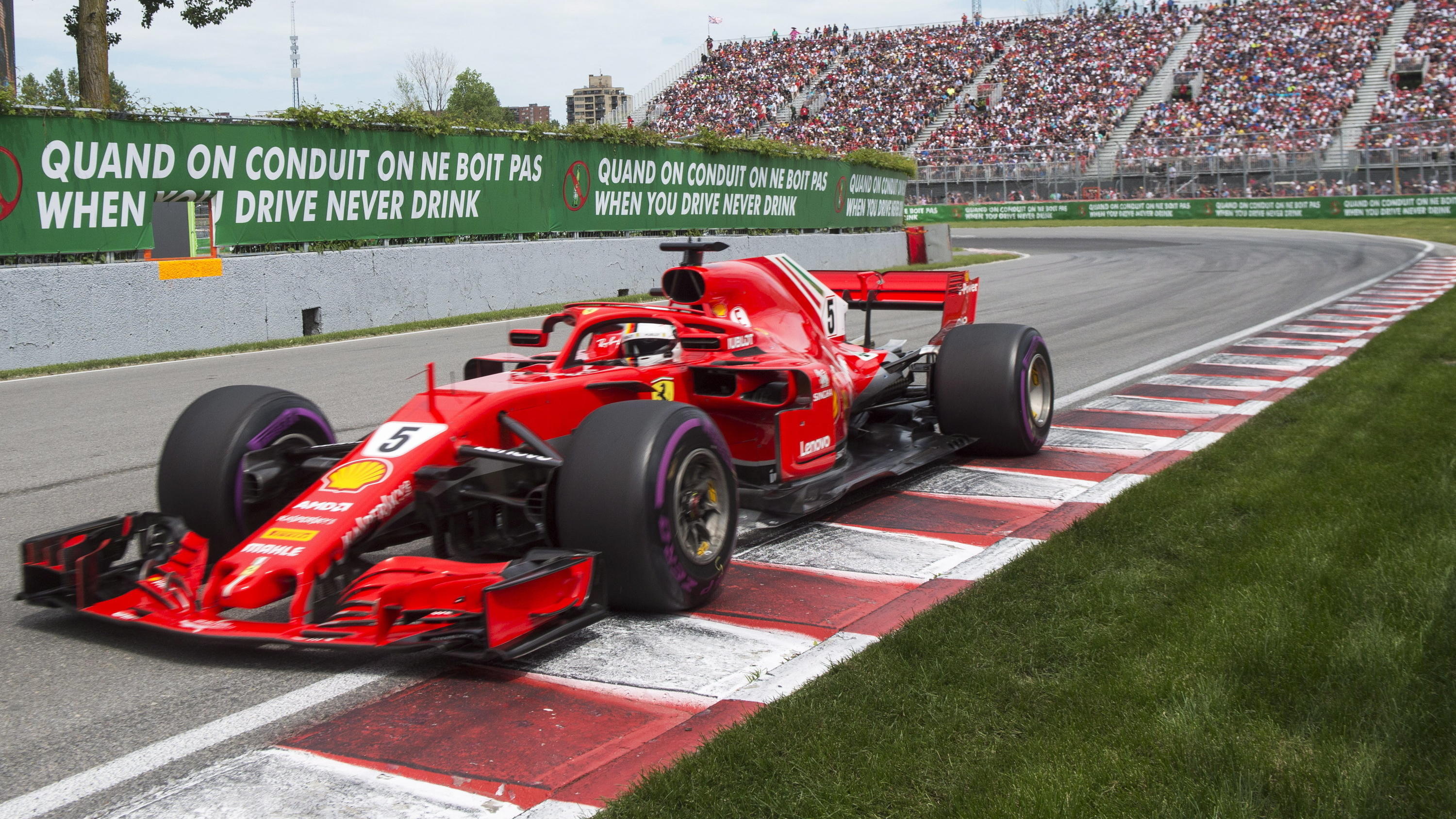 Formel 1: Sebastian Vettel ist nach Start-Ziel-Sieg beim Kanada-GP WM-Leader 50. Grand-Prix-Sieg: Sebastian Vettel ist in Kanada eine Klasse für sich