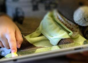 Schon kleine Kinder fühlen sich von Smartphone und Tablet fast magisch ange... weiterlesen