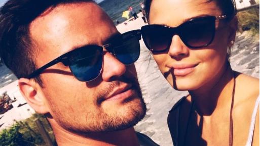 Rocco Stark und seine Nathalie: Heimliche Märchenhochzeit auf Schloss Bothmer bei Boltenhagen Rocco Stark mit seiner Nathalie