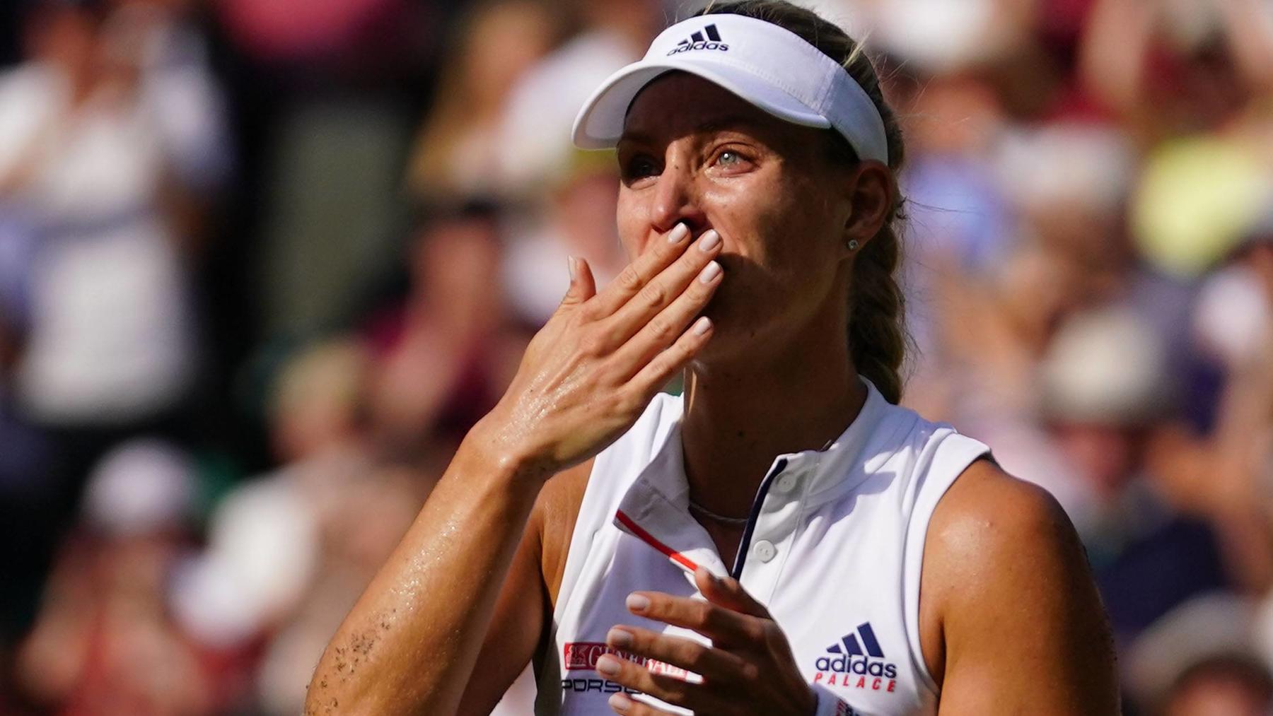 "Ganz große Ehre" für Angelique Kerber, in Steffi Grafs Fußstapfen zu treten Angelique Kerber wird nach ihrem Sieg in Wimbledon wieder unter den Top 5 der Welt geführt