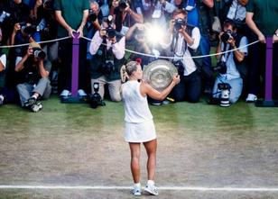 Dank ihres Premieren-Titels in Wimbledon steht die Kielerin Angelique Kerbe... weiterlesen