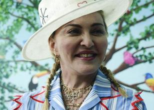 US-Popstar Madonna hat sich bei einem Besuch eines von ihr unterstützten Ze... weiterlesen