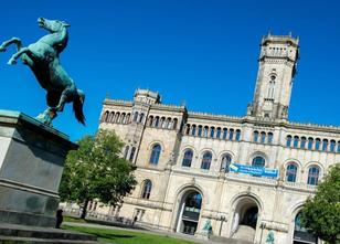 Die staatlichen Hochschulen in Niedersachsen haben einen Sanierungsbedarf i... weiterlesen