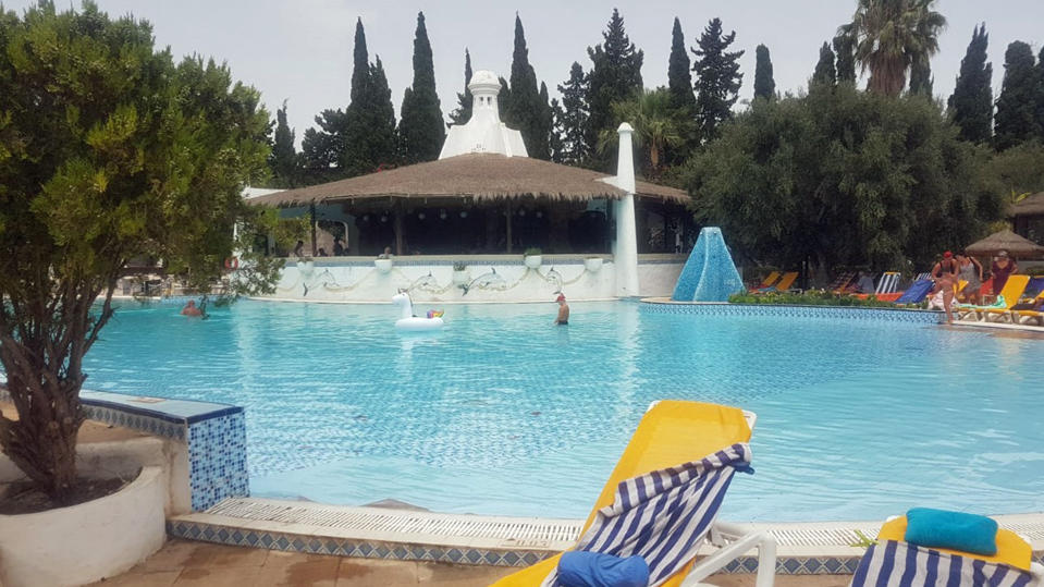 Moayed (5) ertrinkt in tunesischem Hotelpool – wo waren die Retter, warum unternahm die Hotelleitung nichts? Hotel-Pool in Tunesien