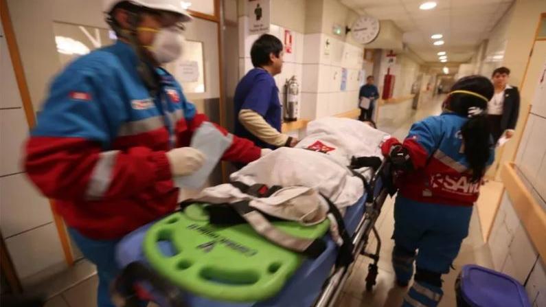 Peru: Tod beim Leichenschmaus – Essen war kontaminiert Peru: Vergifteter wird ins Krankenhaus eingeliefert