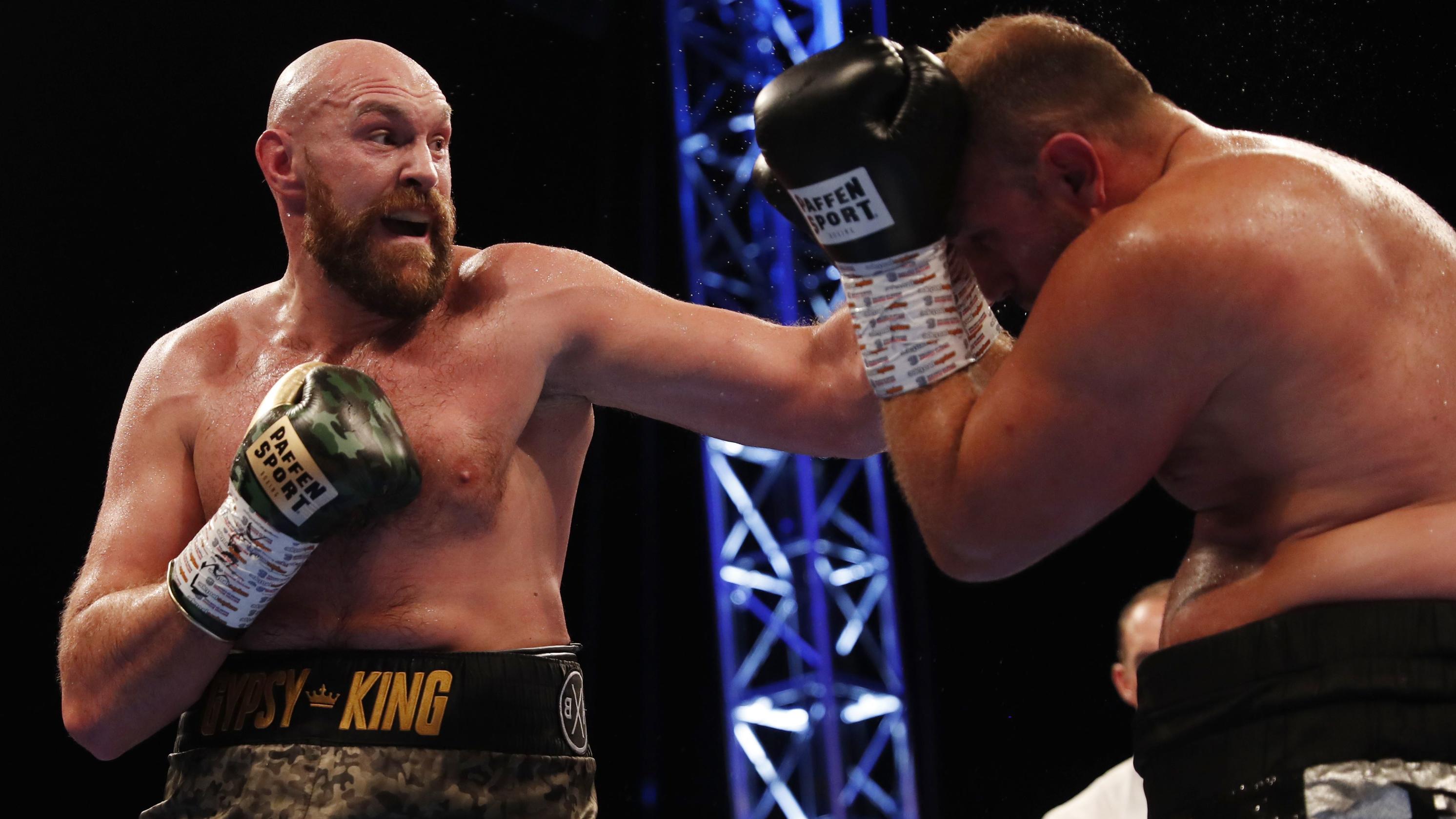 Boxen: Tyson Fury besiegt Deutsch-Italiener Francesco Pianeta Boxing - Tyson Fury v Francesco Pianeta - Windsor Park, Belfast, Britain - August 18, 2018. Tyson Fury in action against Francesco Pianeta. Action Images via Reuters/Lee Smith