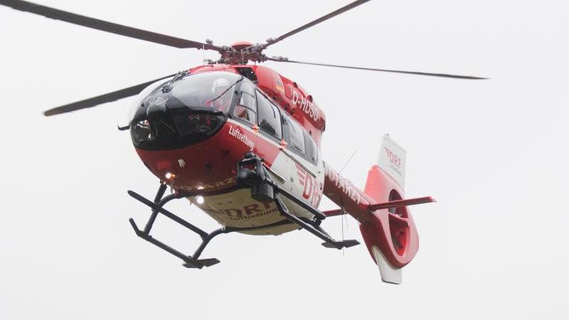 Kronach: Schulbus schleift Achtjährigen über 60 Meter mit Kronach: Schulbus schleift Achtjährigen über 60 Meter mit
