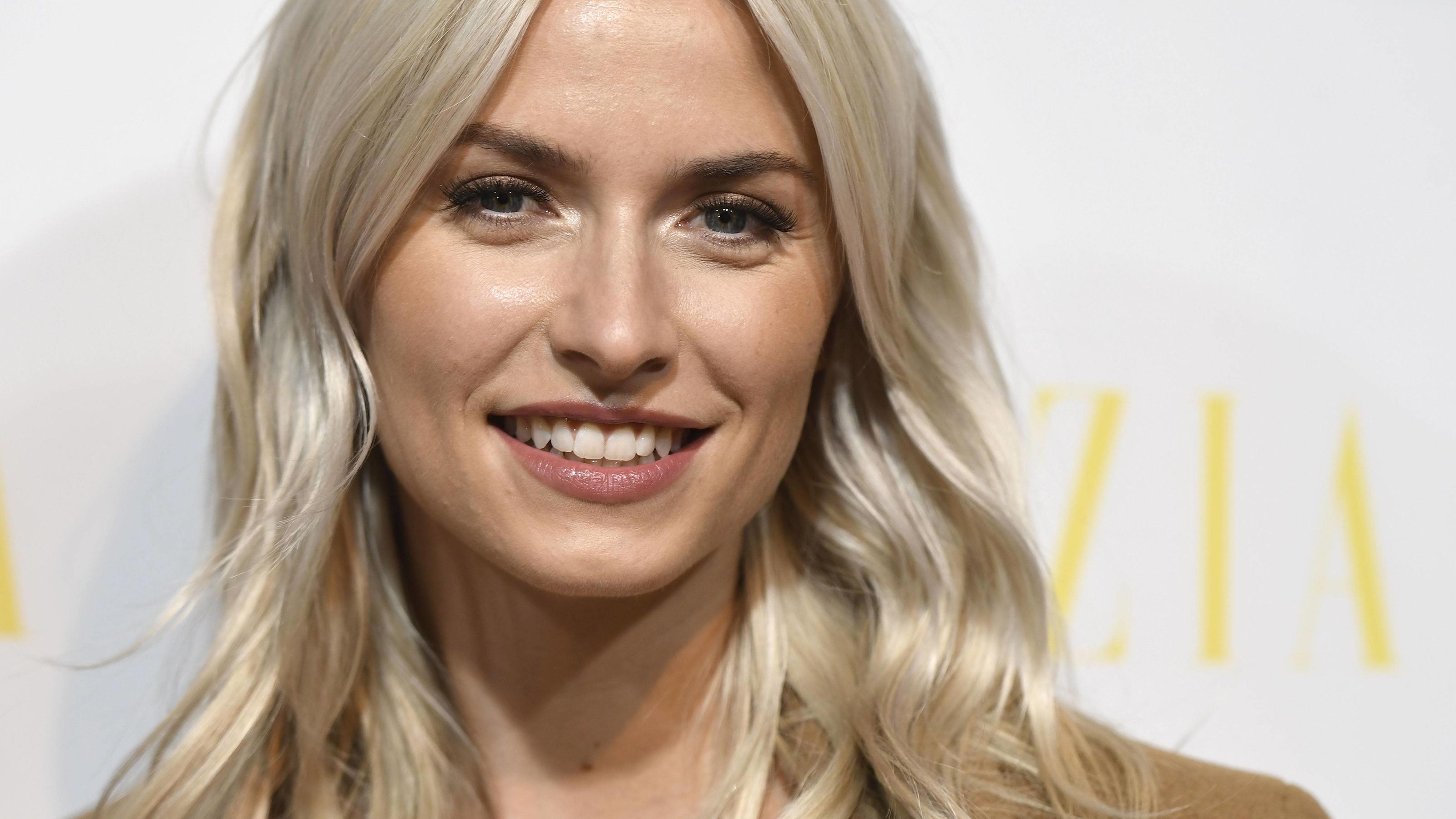 Dünne Lena Gercke schockt ihre Fans mit Bikini-Bild aus Bali Lena Gercke beim Late-Night Shopping Event unter dem Motto Style Your Life im Esprit Store. Düsseldorf, 14.09.2018 *** Lena Gercke at the Late Night Shopping Event under the motto Style Your Life in the Esprit Store Düsseldorf 14 09 2018 Foto:xJ.xKri