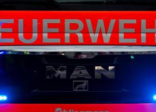 Zwei Autos sind auf einem Firmengelände in Merseburg in Brand geraten und v... weiterlesen