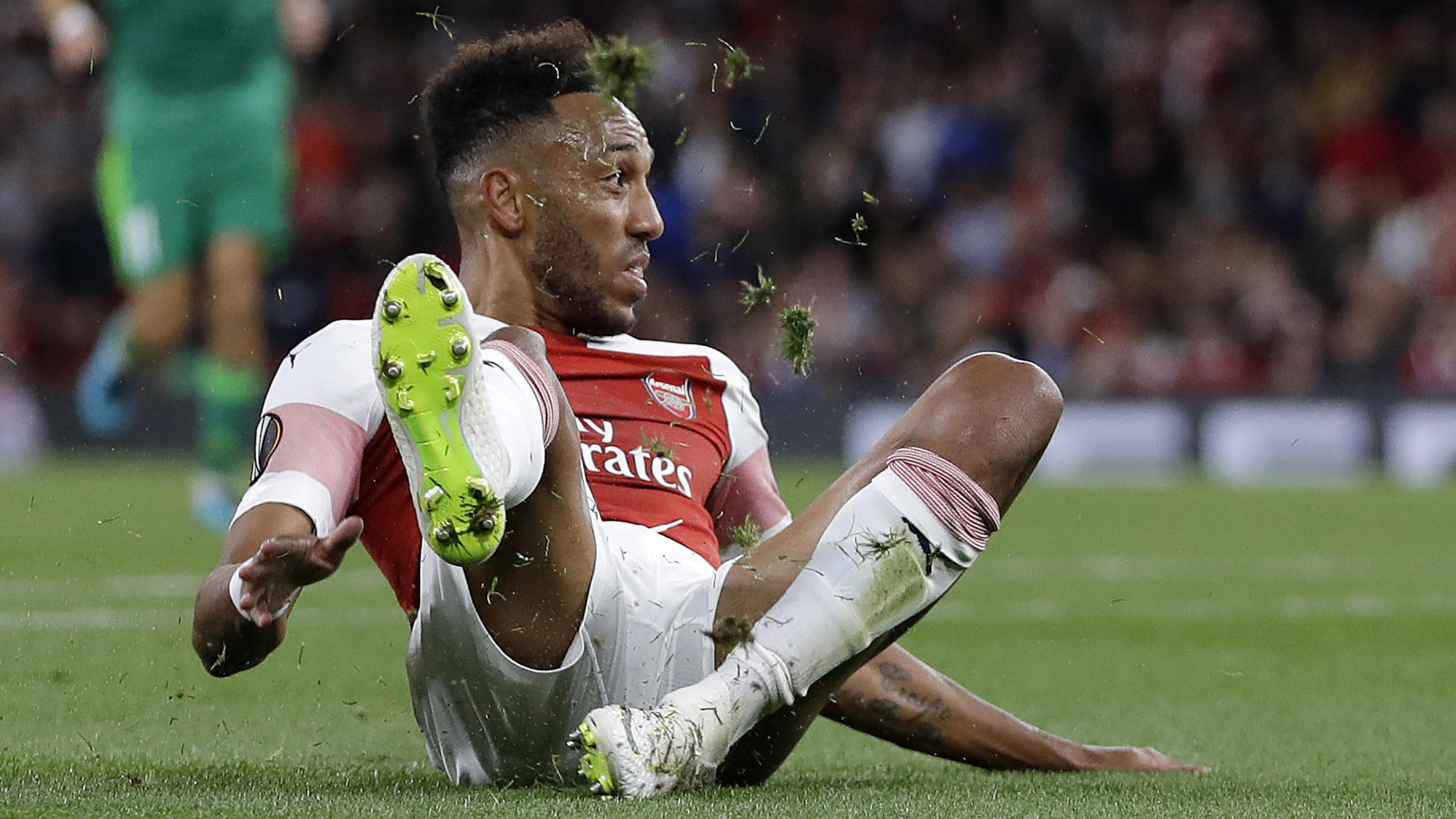 Pierre-Emerick Aubameyang verpasst Länderspiel weil ihm das Flugzeug nicht passte dpatopbilder - 20.09.2018, Großbritannien, London: Fußball: Europa League, Gruppenphase, Gruppe E, 1. Spieltag FC Arsenal - Worskla Poltawa. Arsenals Pierre-Emerick Aubameyang feiert sein Tor zum 3:0. Foto: Kirsty Wigglesworth/AP/dpa +++ dpa-Bildfunk