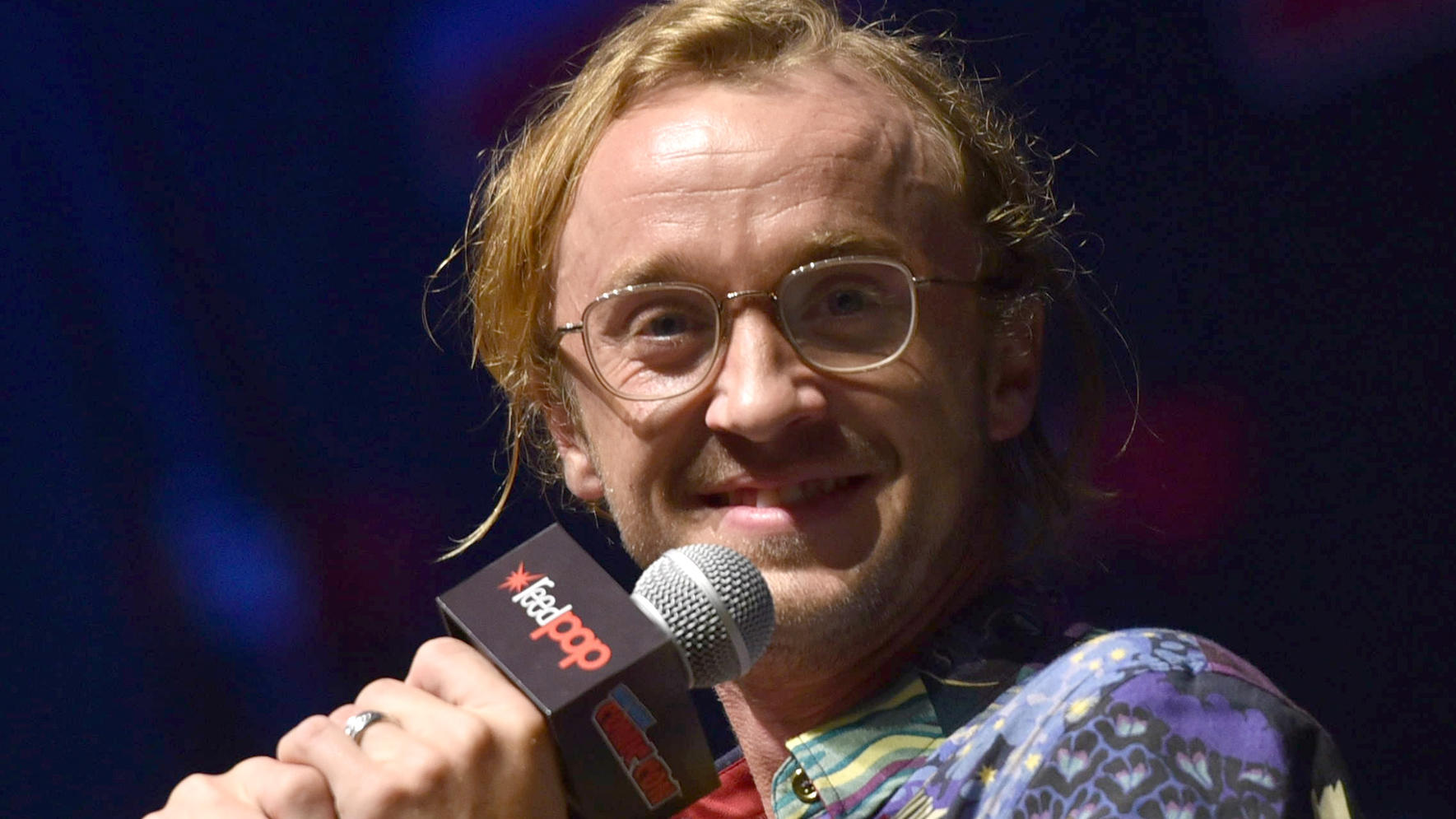 Kaum wiederzuerkennen! "Harry Potter"-Star Tom Felton setzt auf Zottel-Look Krasse Verwandlung: Tom Felton
