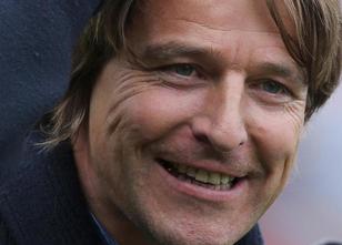 Michael Oenning ist neuer Trainer des Fußball-Zweitligisten 1. FC Magdeburg... weiterlesen