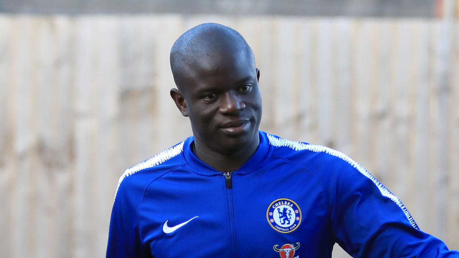 N'Golo Kanté: Steuer zahlen - ja bitte! 28.10.2018, Großbritannien, Burnley: Fußball: Premier League, England, 10. Spieltag, FC Burnley - FC Chelsea im Turf Moor. N'Golo Kante von Chelsea kommt zum Stadion. Foto: Mike Egerton/PA Wire/dpa +++ dpa-Bildfunk +++
