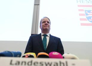 Der hessische Landeswahlleiter Wilhelm Kanther hat eine Aufarbeitung der Pa... weiterlesen