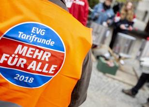 In den Tarifverhandlungen für rund 160.000 Beschäftigte der Deutschen Bahn ... weiterlesen