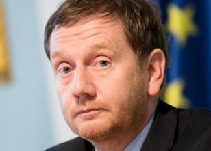 Sachsens Ministerpräsident Michael Kretschmer ist in seiner Heimat Görlitz ... weiterlesen