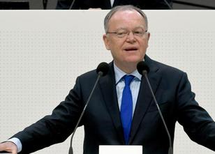 Die große Koalition aus SPD und CDU in Niedersachsen hat nach einem Jahr Re... weiterlesen