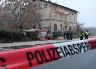 Mit einem Großaufgebot hat die Polizei die geplante Räumung eines besetzten... weiterlesen