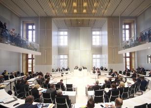 Die Regierungsparteien SPD und CDU sowie die oppositionelle Linke haben sic... weiterlesen
