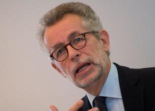 Sachsens Regierung muss nach Ansicht des Dresdner Politikwissenschaftler Ha... weiterlesen
