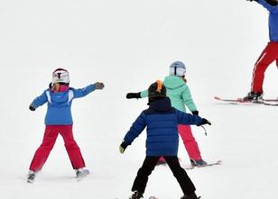 In den sächsischen Mittelgebirgen hat am Wochenende die Wintersportsaison b... weiterlesen