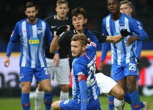 Hertha BSC hat die Sieglos-Serie des kriselnden FC Augsburg verlängert, dab... weiterlesen