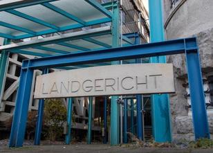 Im Strafprozess um vergiftete Pausenbrote vor dem Landgericht Bielefeld sag... weiterlesen