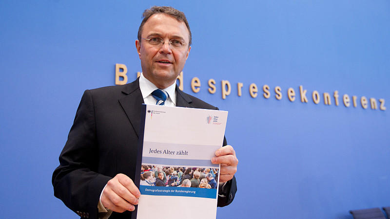 Demografie-Strategie: 'Jedes Alter zählt' Demografie-Strategie: 'Jedes Alter zählt'