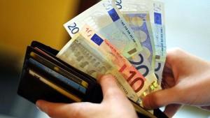 Deutsche zittern um Geld und Umwelt Deutsche zittern um Geld und Umwelt