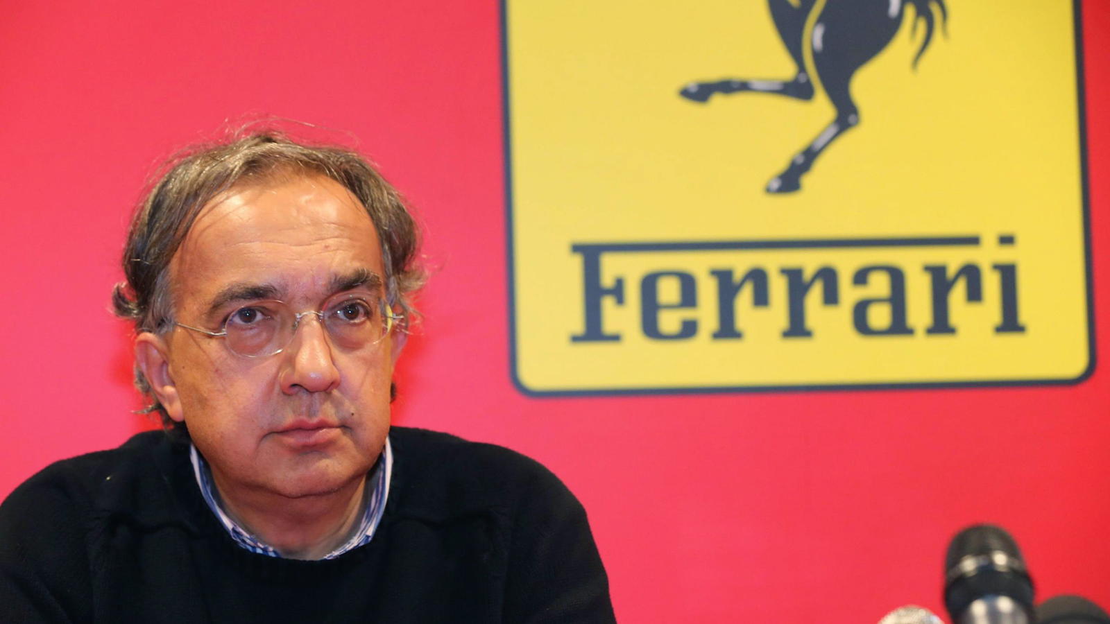 Nach Formel-1-Pannen-Serie: Ferrari-Boss Sergio Marchionne zieht Konsequenzen epa04393951 Fiat-Chrysler (FCA) Chief Executive Sergio Marchionne attends a press conference in Maranello, Modena, Italy, 10 September 2014. Ferrari Chairman Luca Cordero di Montezemolo said he was resigning after 23 years at the helm, in a move that