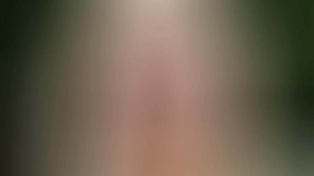 Selina heiratet mit 25 Jahren einen völlig Fremden Selina heiratet mit 25 Jahren einen völlig Fremden