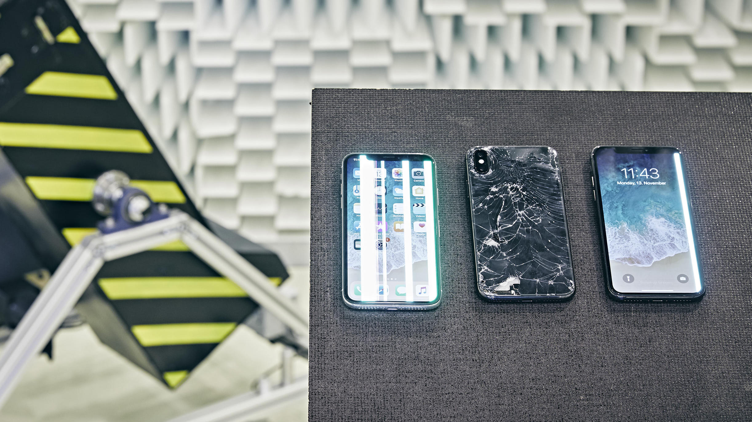Das iPhone X ist das zerbrechlichste iPhone aller Zeiten – zumindest laut Stiftung Warentest Apples iPhone X mit kaputtem Display