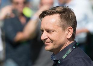 Überraschende Wende im Fall Horst Heldt: Der Sportdirektor von Hannover 96 ... weiterlesen