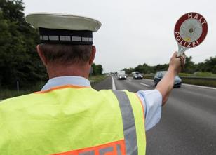 Tempo 158 statt erlaubter 80: Die Polizei hat auf der Berliner Stadtautobah... weiterlesen