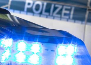Weil sie trotz Fahrverbots durch die Fußgängerzone geradelt ist, hat ein Re... weiterlesen