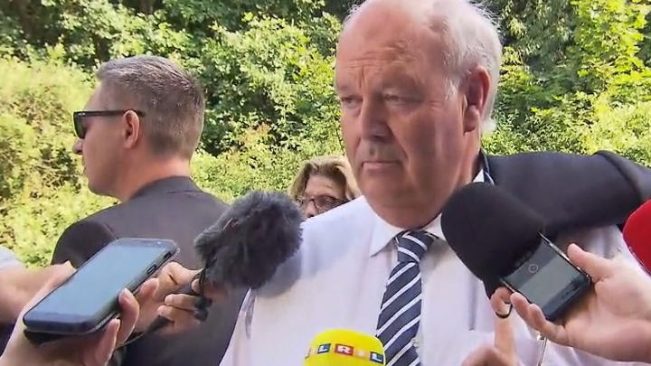 Grote: "Es wurden sechs Menschen durch Messerstiche verletzt" Grote: "Es wurden sechs Menschen durch Messerstiche verletzt"