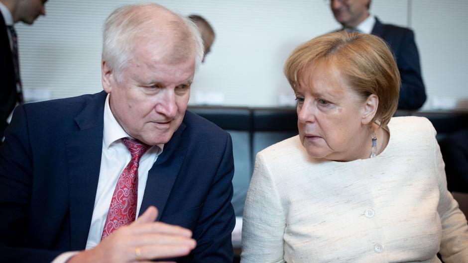 Asylstreit wird zur Zerreißprobe für die Union Asylstreit wird zur Zerreißprobe für die Union