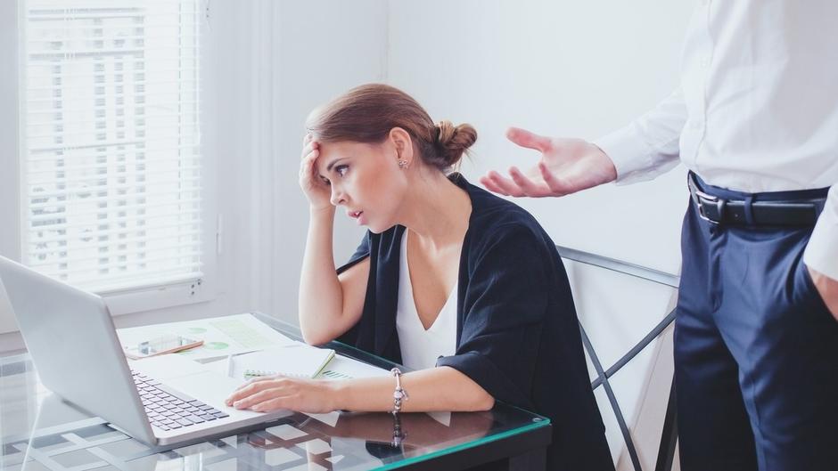 Privates im Job: Was ist erlaubt und was nicht? Privates im Job: Was ist erlaubt und was nicht?