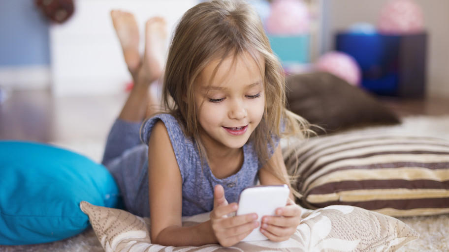 Smartphone und Co. - wann ist mein Kind dafür bereit? Smartphone und Co. - wann ist mein Kind dafür bereit?