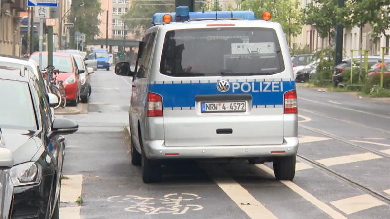 Düsseldorf: Frau auf offener Straße erstochen Düsseldorf: Frau auf offener Straße erstochen