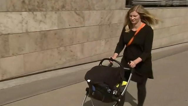 Madeleine Henfling darf ihr Baby nun doch mitnehmen Madeleine Henfling darf ihr Baby nun doch mitnehmen