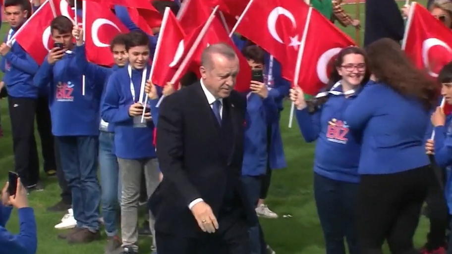 Umstrittenes Erdogan-Staatsbankett: Merkel kommt nicht Umstrittenes Erdogan-Staatsbankett: Merkel kommt nicht