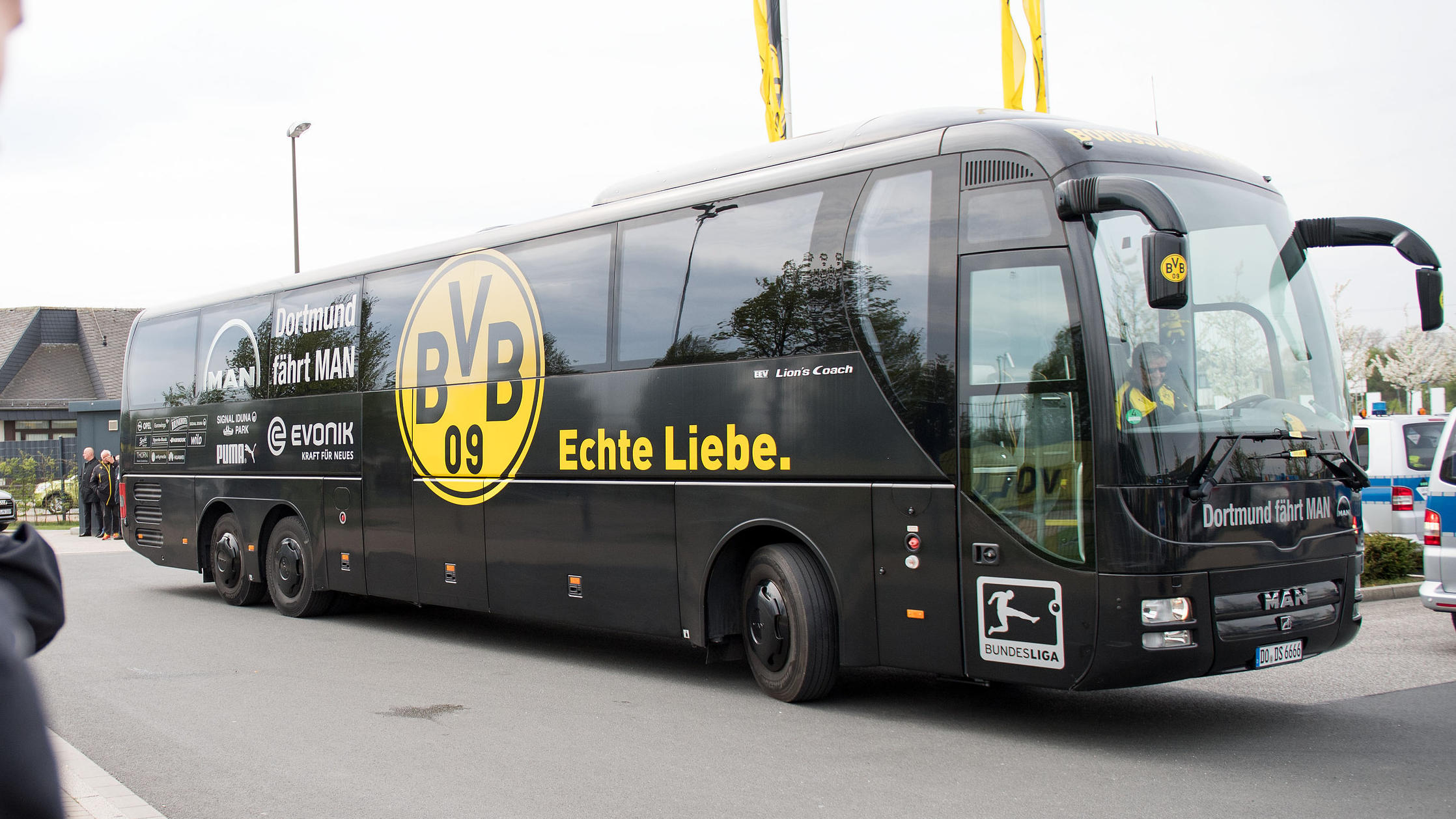 Mannschaftsbus Dortmund